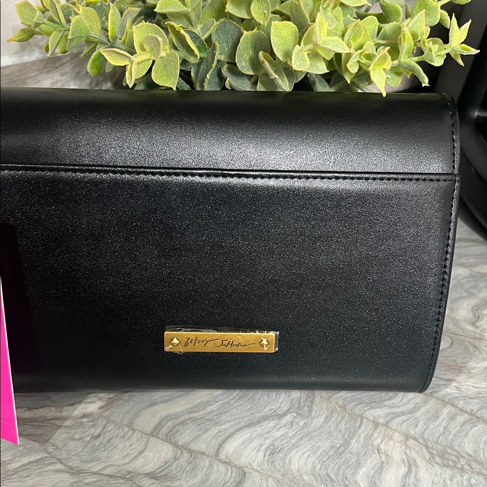 Betsey Johnson Black and Gold - Picture 2 of 11